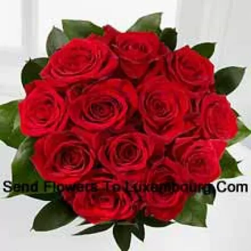 11本の赤いバラの束