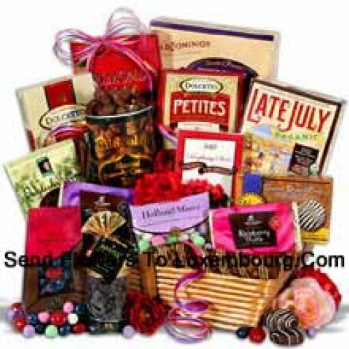 Hamper Containing Luxurious Items